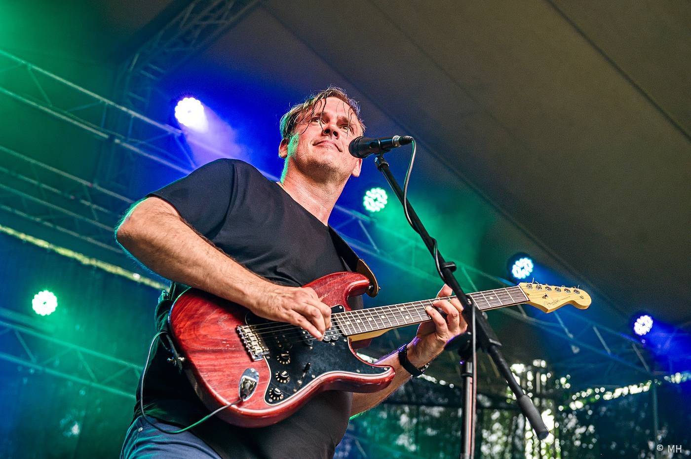 Vypsaná fiXa či Znouzectnost hráli pro dobrou věc. Výtěžek z koncertu u Nepomuku poputuje na opravy zámku Zelená Hora