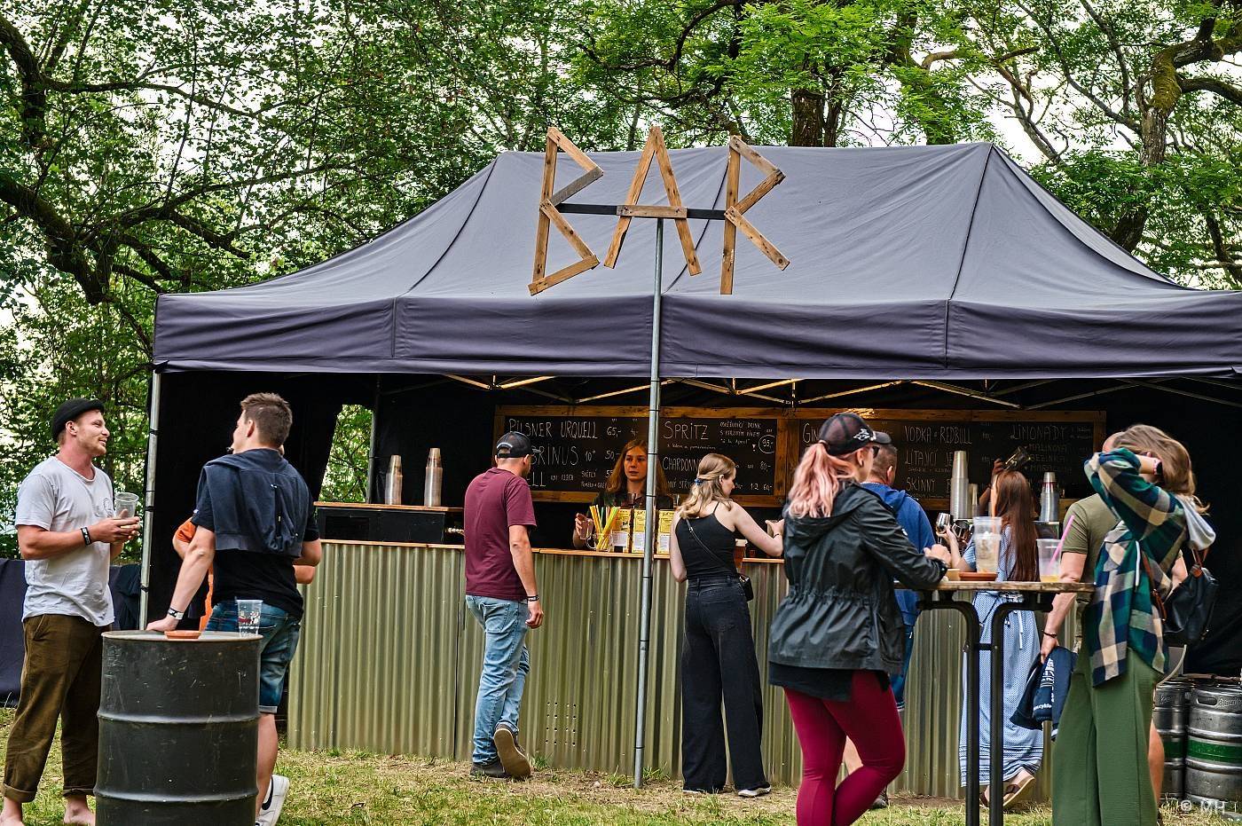 Vypsaná fiXa či Znouzectnost hráli pro dobrou věc. Výtěžek z koncertu u Nepomuku poputuje na opravy zámku Zelená Hora