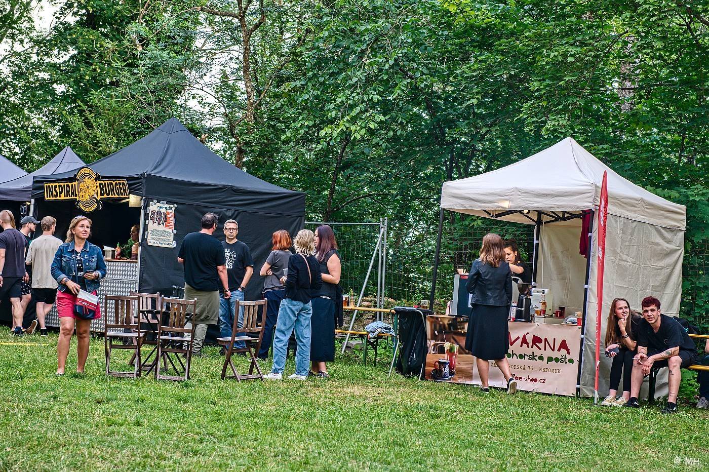 Vypsaná fiXa či Znouzectnost hráli pro dobrou věc. Výtěžek z koncertu u Nepomuku poputuje na opravy zámku Zelená Hora