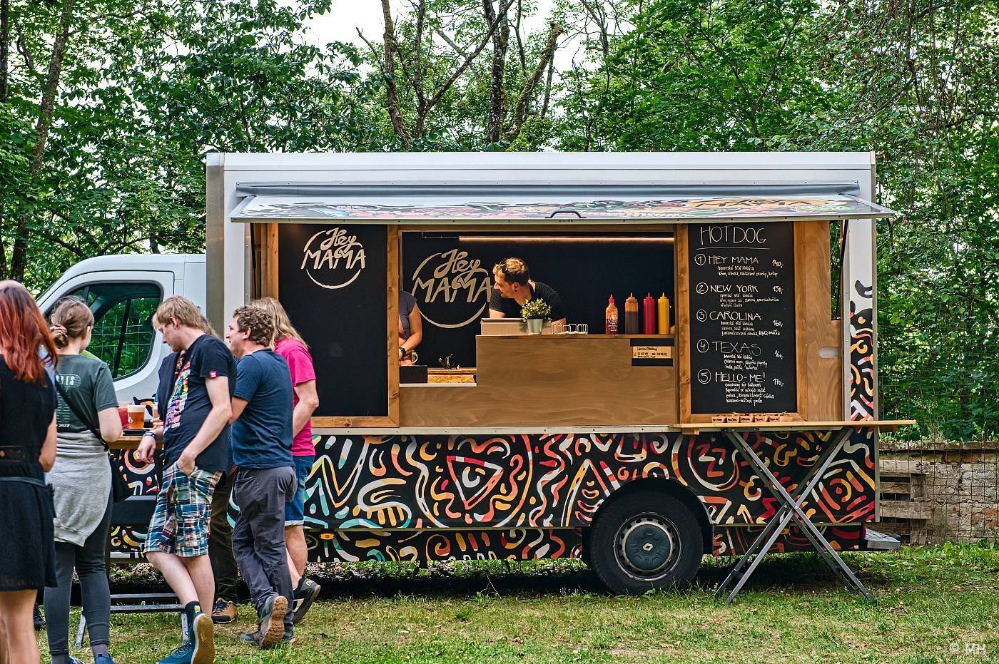 Vypsaná fiXa či Znouzectnost hráli pro dobrou věc. Výtěžek z koncertu u Nepomuku poputuje na opravy zámku Zelená Hora