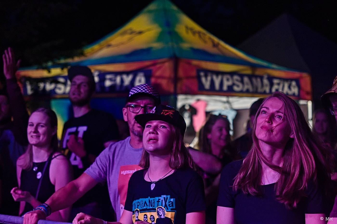 Vypsaná fiXa či Znouzectnost hráli pro dobrou věc. Výtěžek z koncertu u Nepomuku poputuje na opravy zámku Zelená Hora