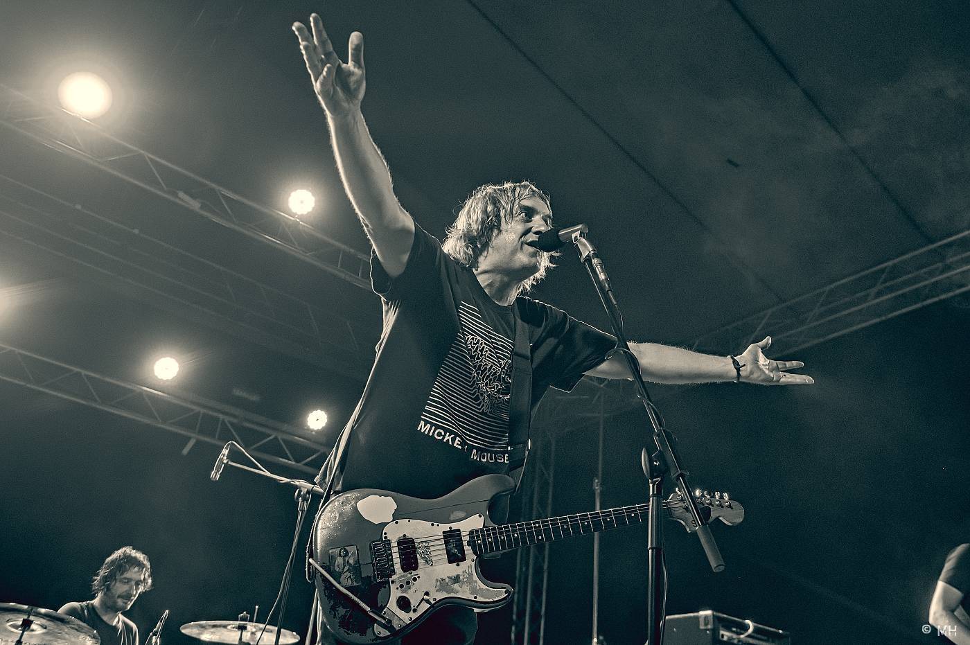 Vypsaná fiXa či Znouzectnost hráli pro dobrou věc. Výtěžek z koncertu u Nepomuku poputuje na opravy zámku Zelená Hora