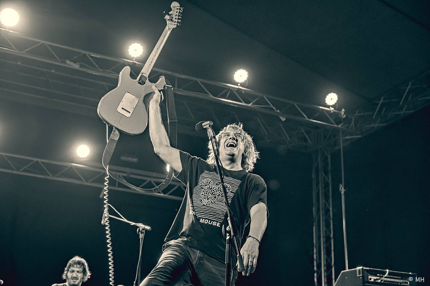 Vypsaná fiXa či Znouzectnost hráli pro dobrou věc. Výtěžek z koncertu u Nepomuku poputuje na opravy zámku Zelená Hora