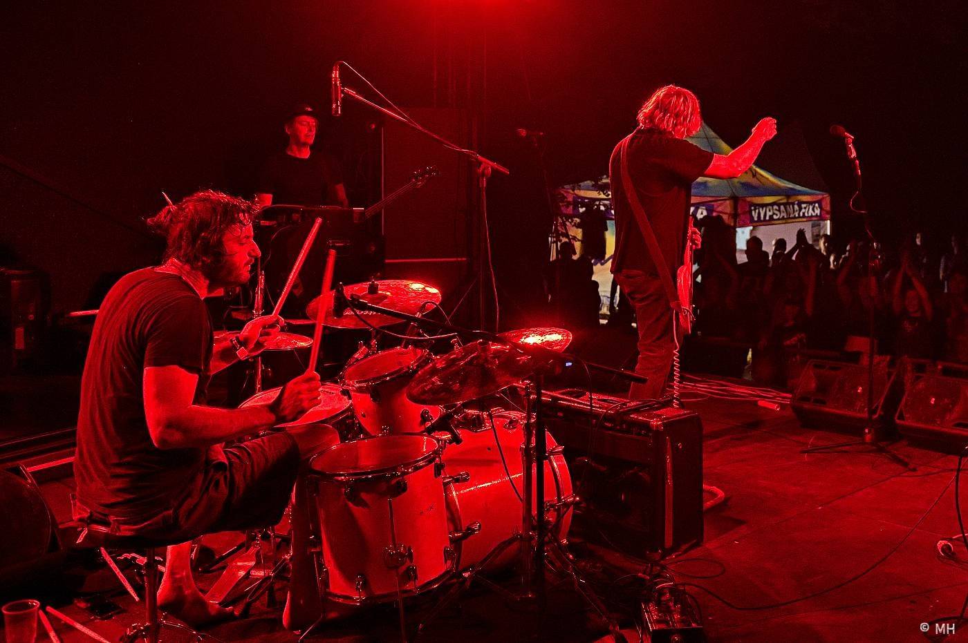 Vypsaná fiXa či Znouzectnost hráli pro dobrou věc. Výtěžek z koncertu u Nepomuku poputuje na opravy zámku Zelená Hora