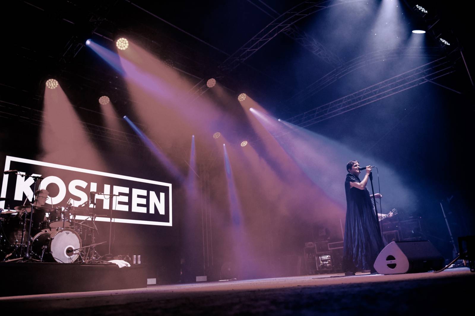 Cenu prezidenta MFF v Karlových Varech převzal Viggo Mortensen, na Mattoni Life Baru zářili Lenny a PSH