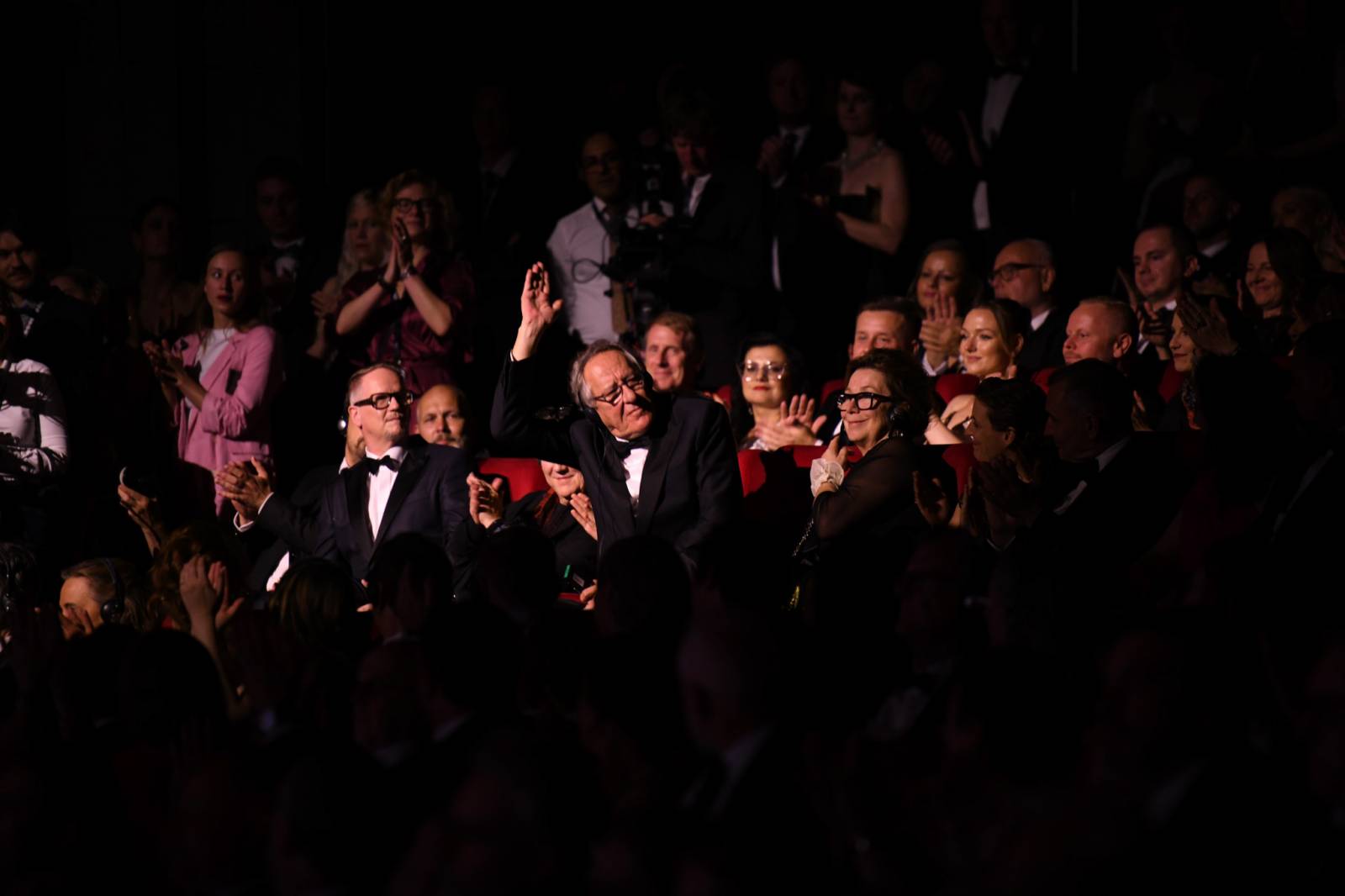 Cenu prezidenta MFF v Karlových Varech převzal Viggo Mortensen, na Mattoni Life Baru zářili Lenny a PSH