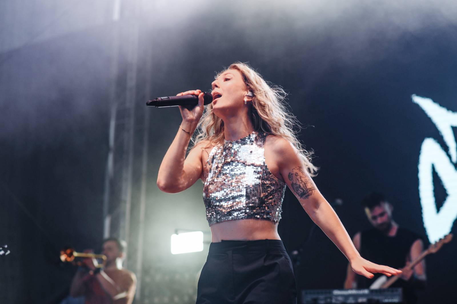 Cenu prezidenta MFF v Karlových Varech převzal Viggo Mortensen, na Mattoni Life Baru zářili Lenny a PSH