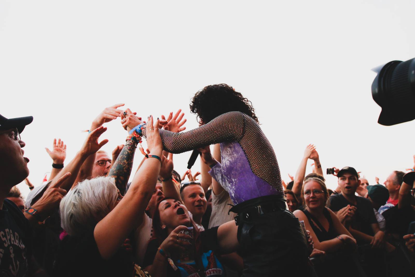 Mighty Sounds, den první: Legendární Cock Sparrer, srdíčkoví Polar a australské krysičky Dune Rats