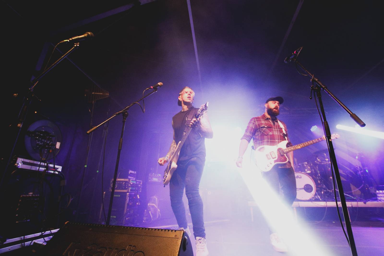 Mighty Sounds, den první: Legendární Cock Sparrer, srdíčkoví Polar a australské krysičky Dune Rats