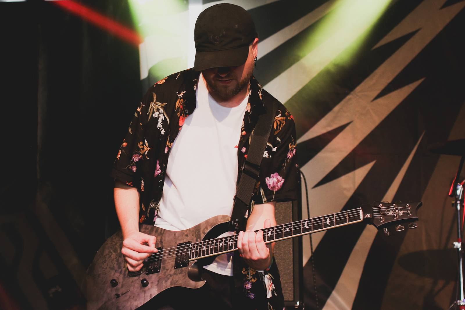 Mighty Sounds, den první: Legendární Cock Sparrer, srdíčkoví Polar a australské krysičky Dune Rats