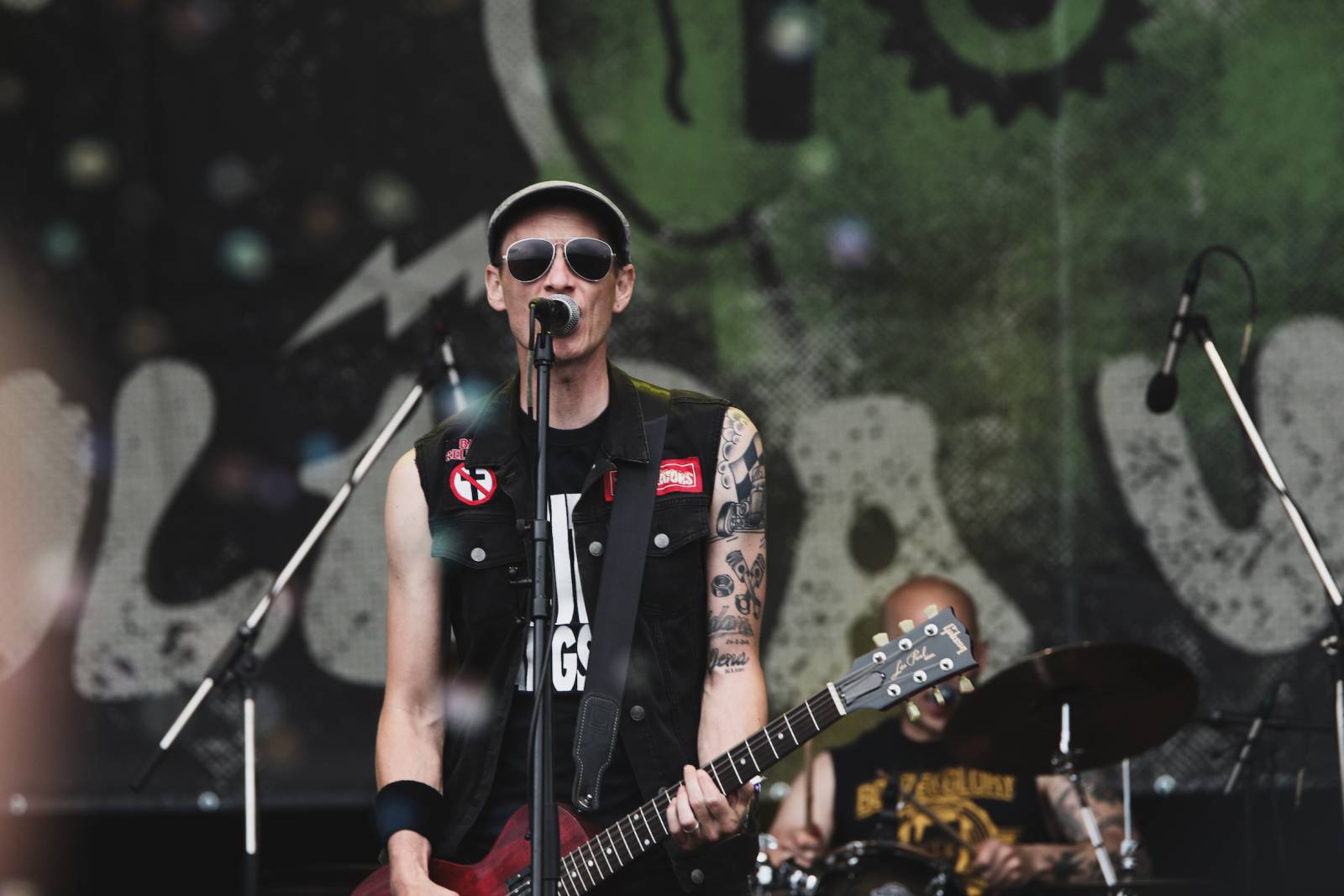 Mighty Sounds, den první: Legendární Cock Sparrer, srdíčkoví Polar a australské krysičky Dune Rats