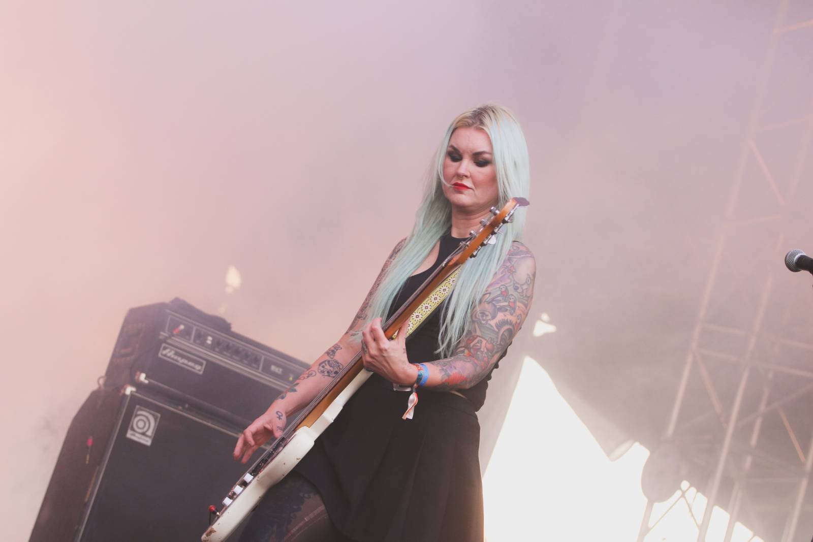 Mighty Sounds, den první: Legendární Cock Sparrer, srdíčkoví Polar a australské krysičky Dune Rats