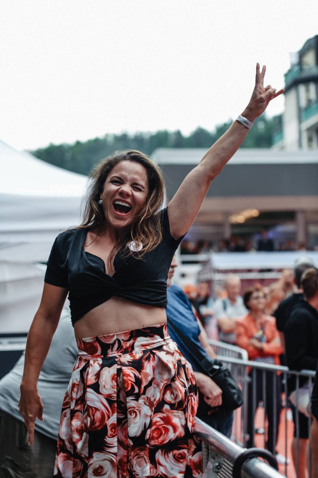 Na Mattoni Life Baru ve Varech to žije, nabízí koncerty i módní přehlídky