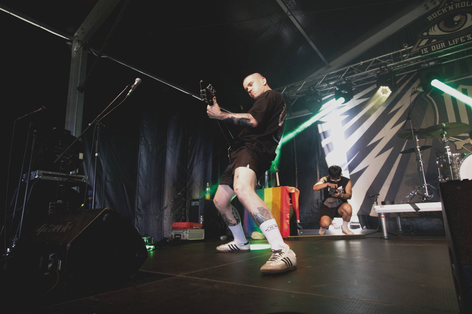 Mighty Sounds, den druhý: Ikoničtí Bad Religion, hajzlákový atentát s Gutalax a rock’n’rolloví gentlemani The Hives