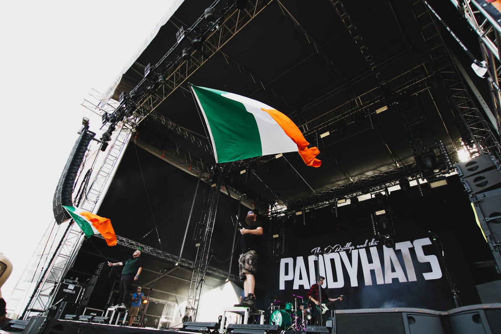 Mighty Sounds, den druhý: Ikoničtí Bad Religion, hajzlákový atentát s Gutalax a rock’n’rolloví gentlemani The Hives