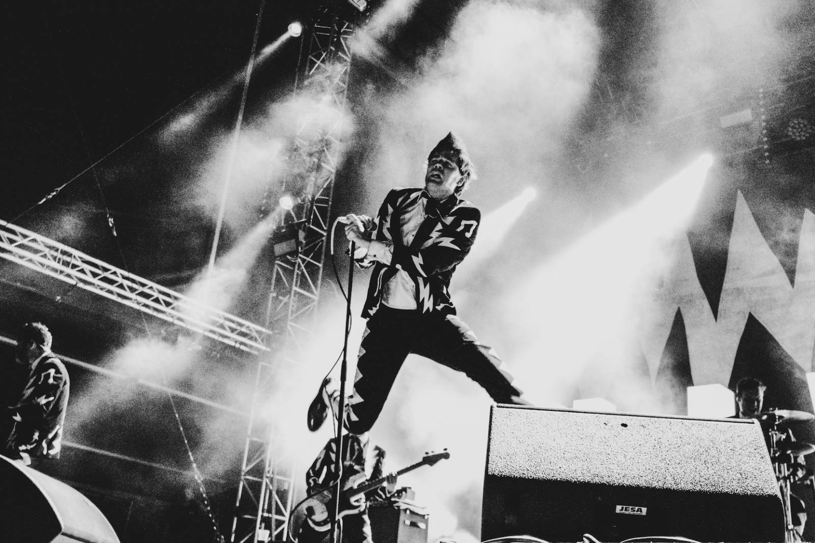 Mighty Sounds, den druhý: Ikoničtí Bad Religion, hajzlákový atentát s Gutalax a rock’n’rolloví gentlemani The Hives