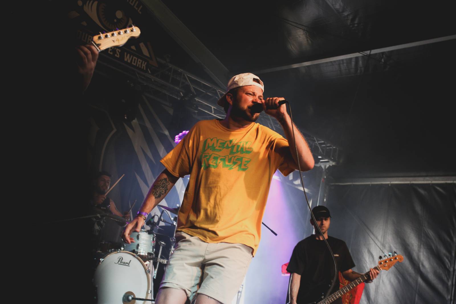 Mighty Sounds, den druhý: Ikoničtí Bad Religion, hajzlákový atentát s Gutalax a rock’n’rolloví gentlemani The Hives