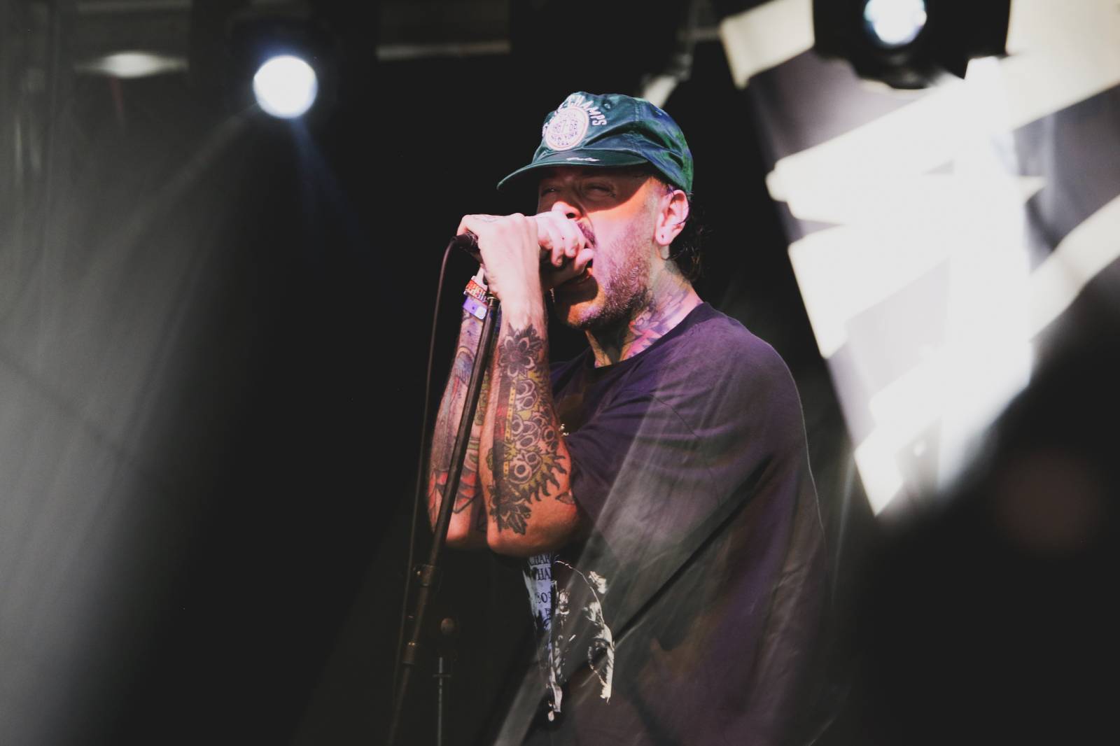 Mighty Sounds, den druhý: Ikoničtí Bad Religion, hajzlákový atentát s Gutalax a rock’n’rolloví gentlemani The Hives