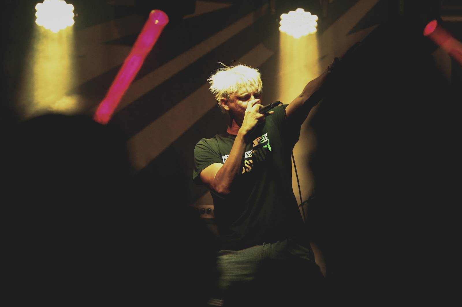 Mighty Sounds, den druhý: Ikoničtí Bad Religion, hajzlákový atentát s Gutalax a rock’n’rolloví gentlemani The Hives