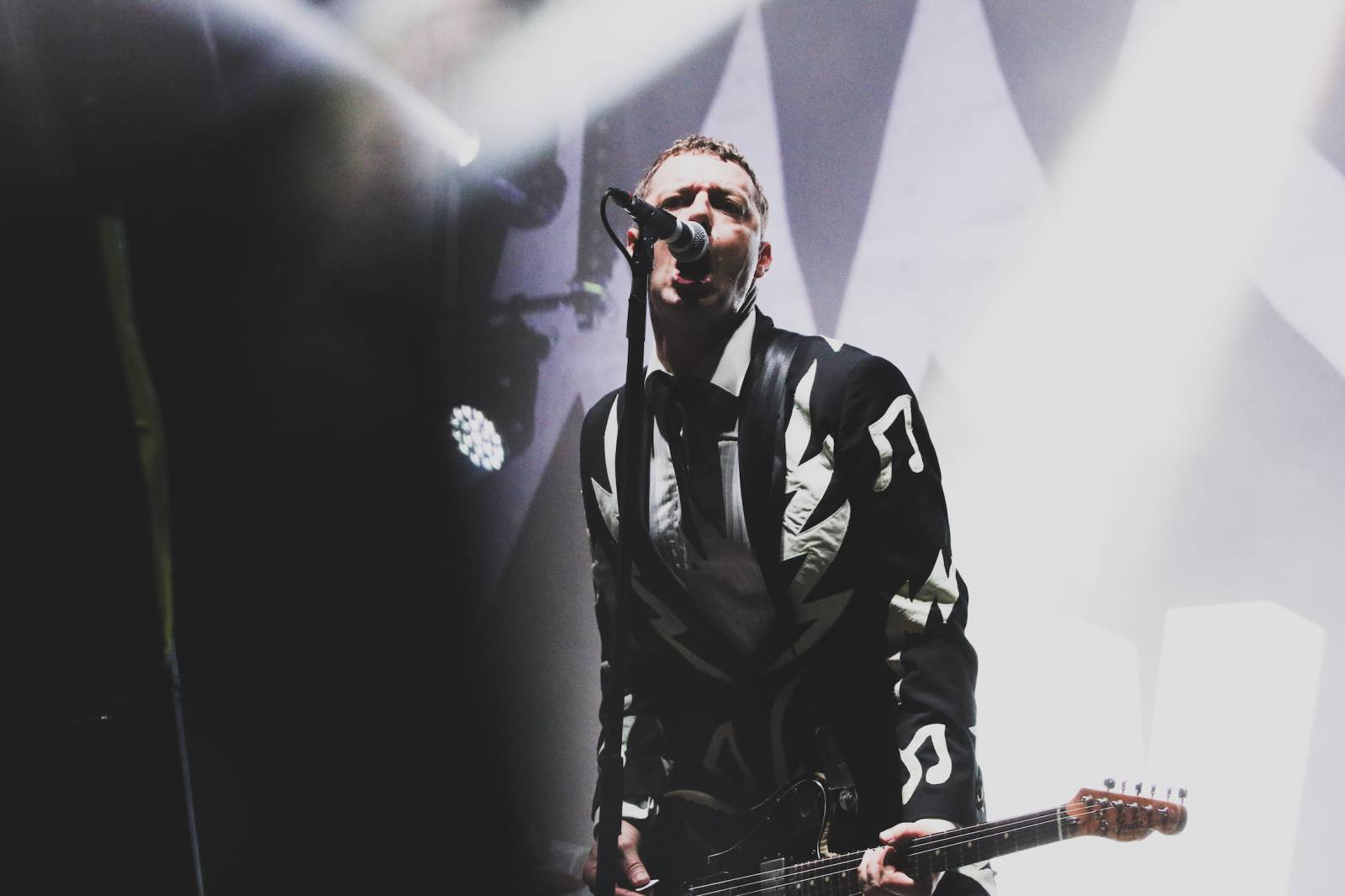 Mighty Sounds, den druhý: Ikoničtí Bad Religion, hajzlákový atentát s Gutalax a rock’n’rolloví gentlemani The Hives