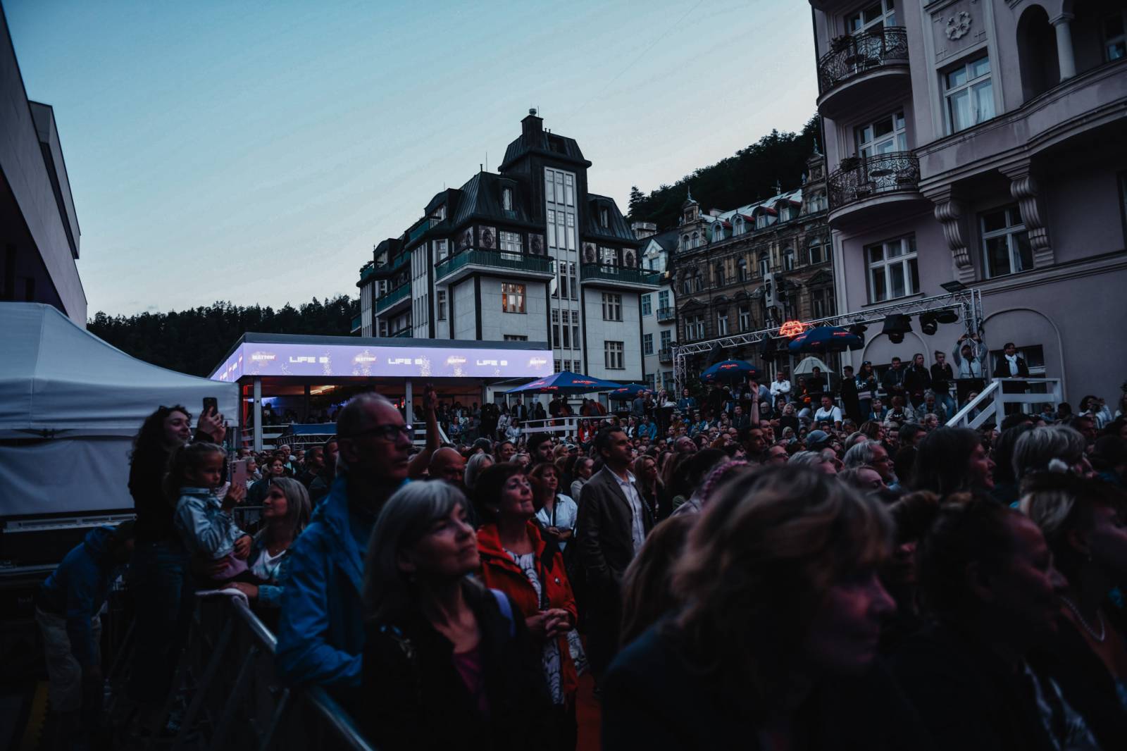 Eddie Stoilow a MoonDance Orchestra bavili Karlovy Vary
