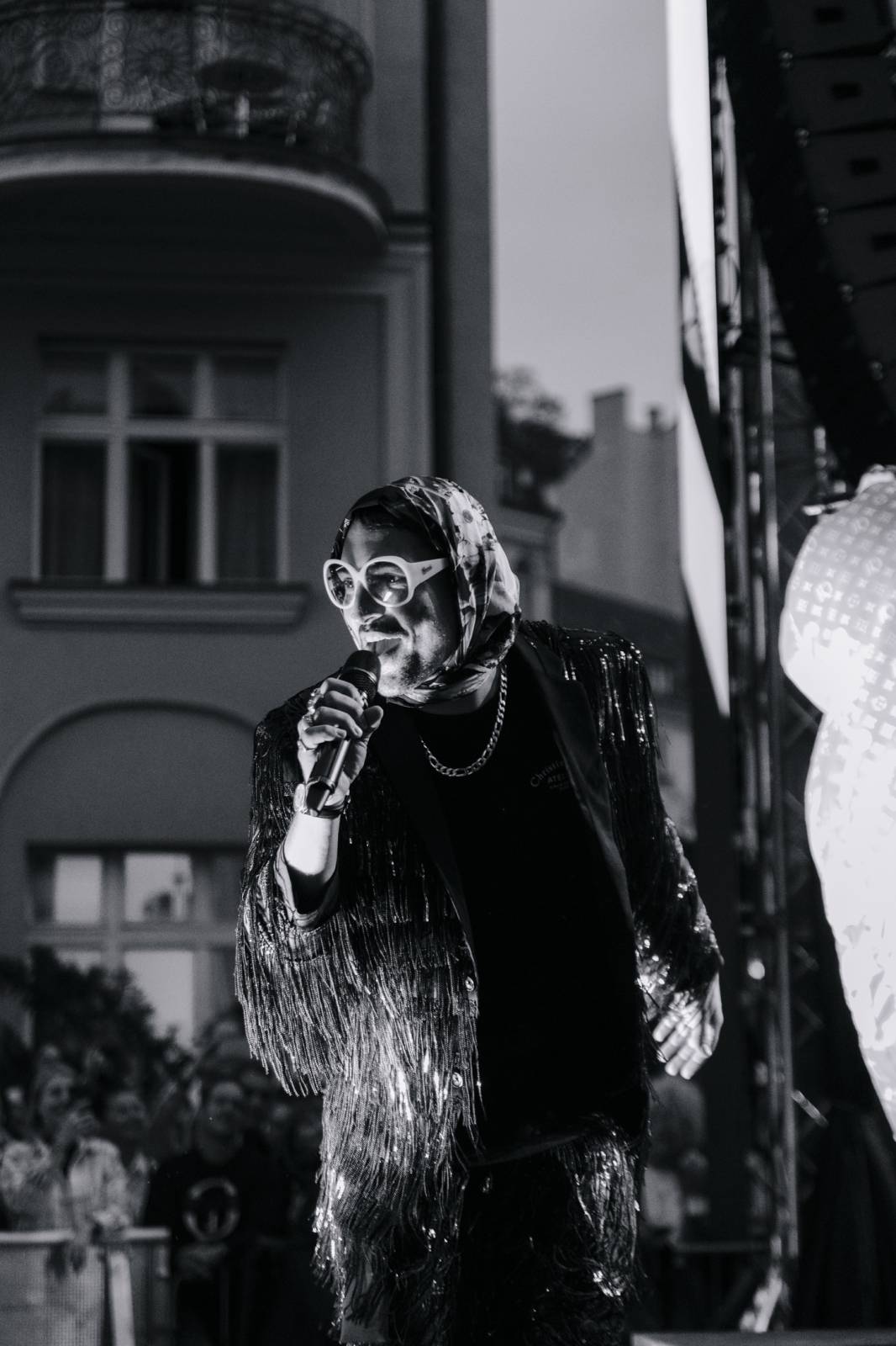 V Karlových Varech převzali stráž Zrní a Kapitán Demo, na koncertech měli plno