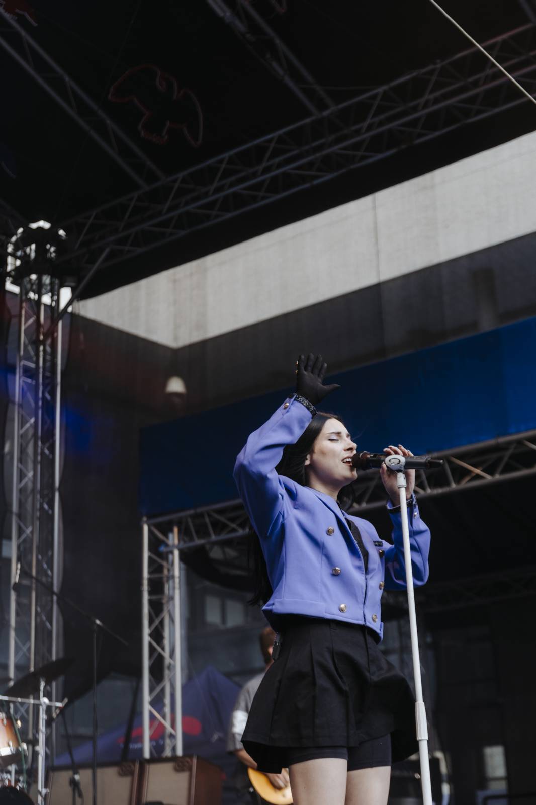 Pam Rabbit nechala Karlovy Vary nahlédnout do své duše, nadchl i Dan Bárta s Illustratosphere