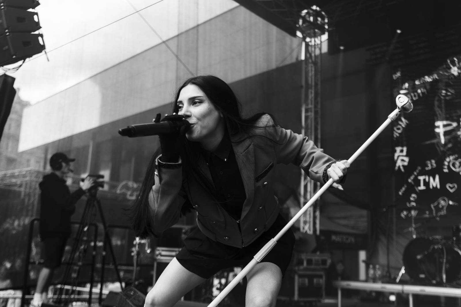 Pam Rabbit nechala Karlovy Vary nahlédnout do své duše, nadchl i Dan Bárta s Illustratosphere