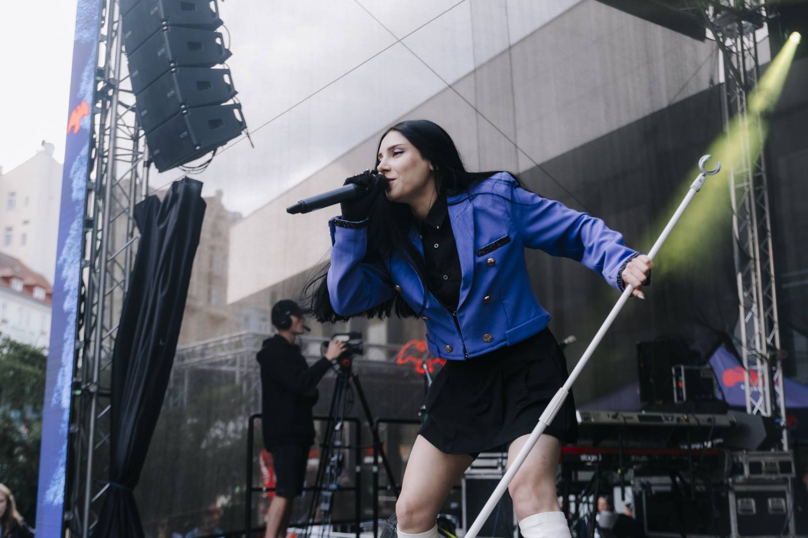 Pam Rabbit nechala Karlovy Vary nahlédnout do své duše, nadchl i Dan Bárta s Illustratosphere