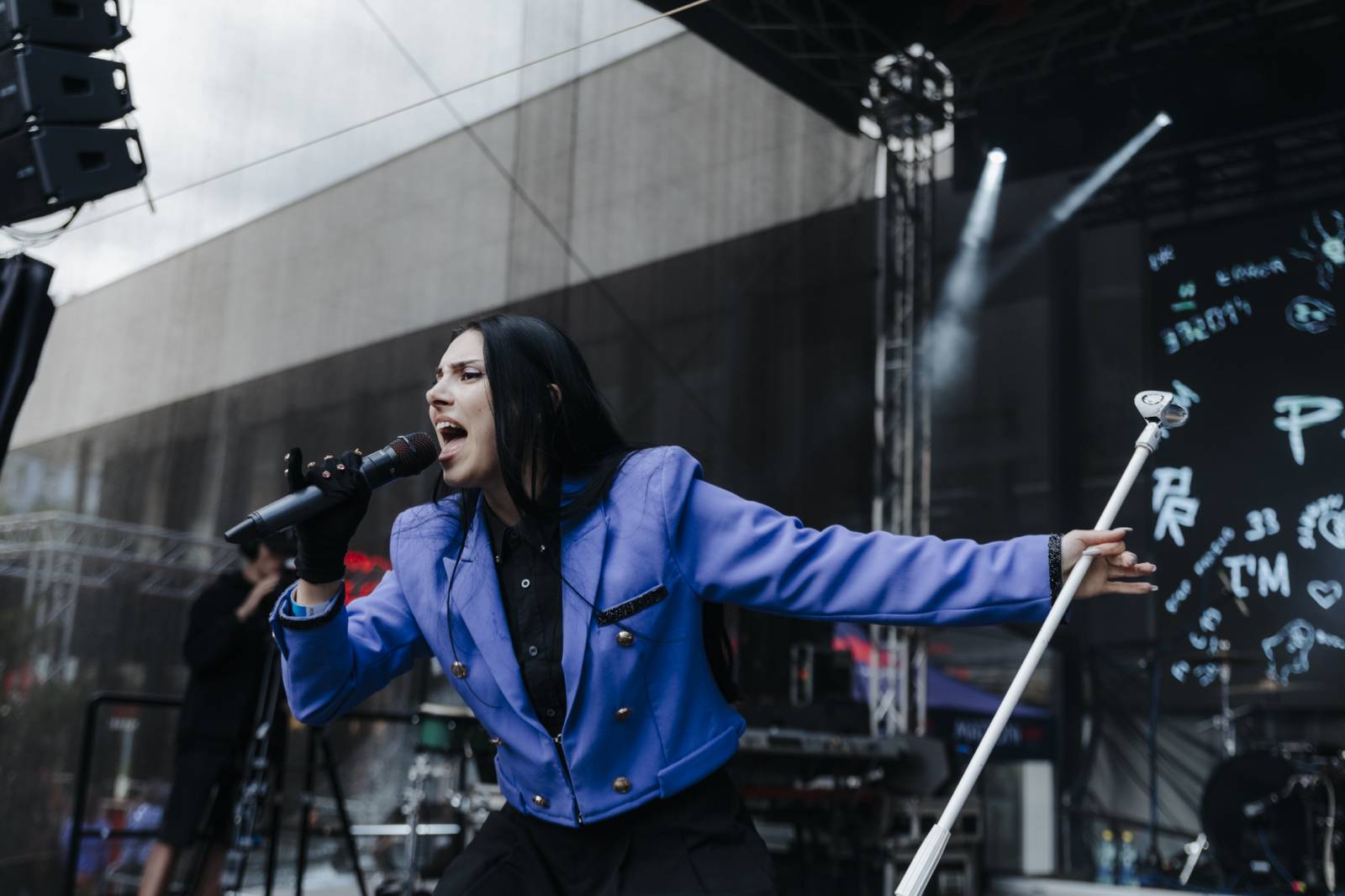 Pam Rabbit nechala Karlovy Vary nahlédnout do své duše, nadchl i Dan Bárta s Illustratosphere