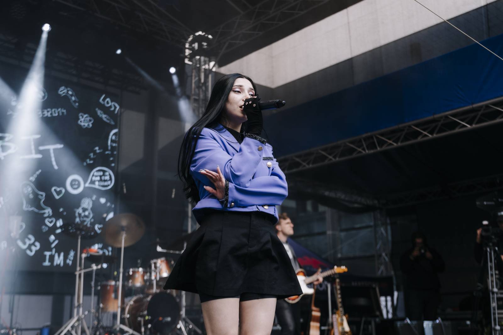 Pam Rabbit nechala Karlovy Vary nahlédnout do své duše, nadchl i Dan Bárta s Illustratosphere