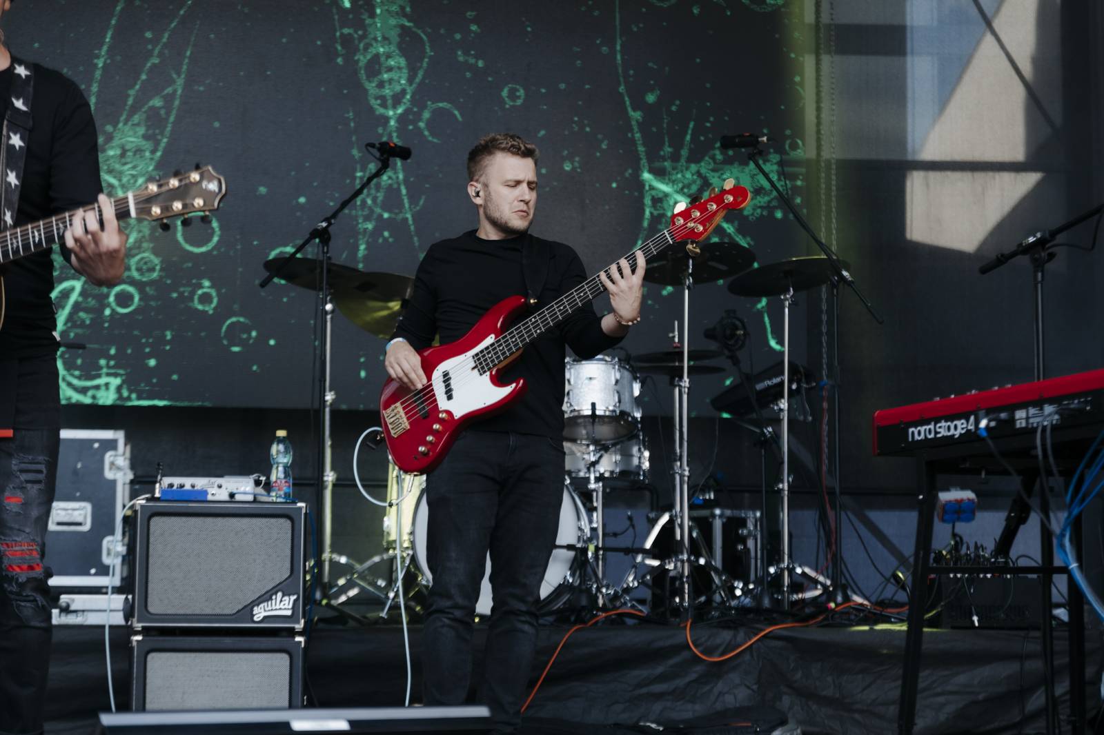 U Vřídla ve Varech se opět tancovalo. Tentokrát na písně We Are Domi a Nedivoč