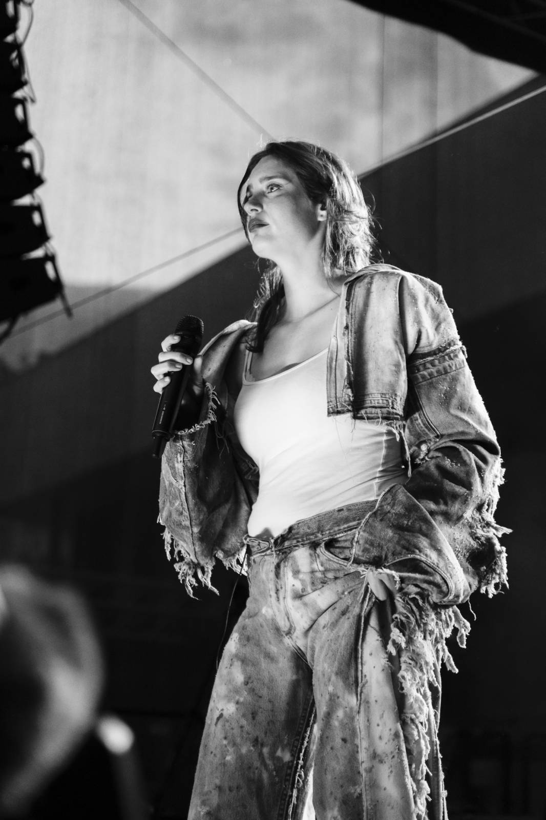 U Vřídla ve Varech se opět tancovalo. Tentokrát na písně We Are Domi a Nedivoč