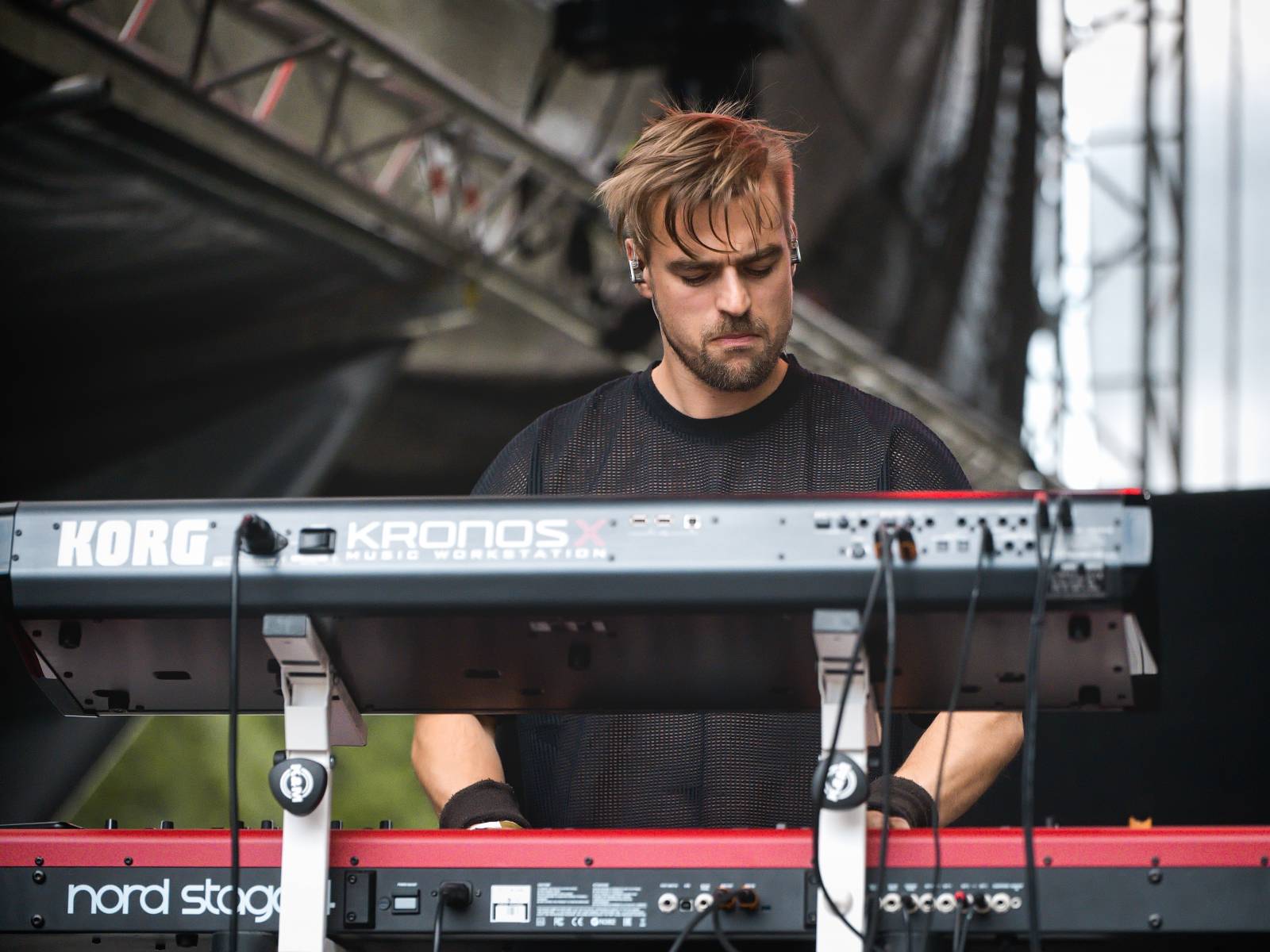 Tomáš Klus vyrazil v Jihlavě do publika, druhý den na Vysočina Festu hráli i PSH, Tři sestry či Ben Cristovao