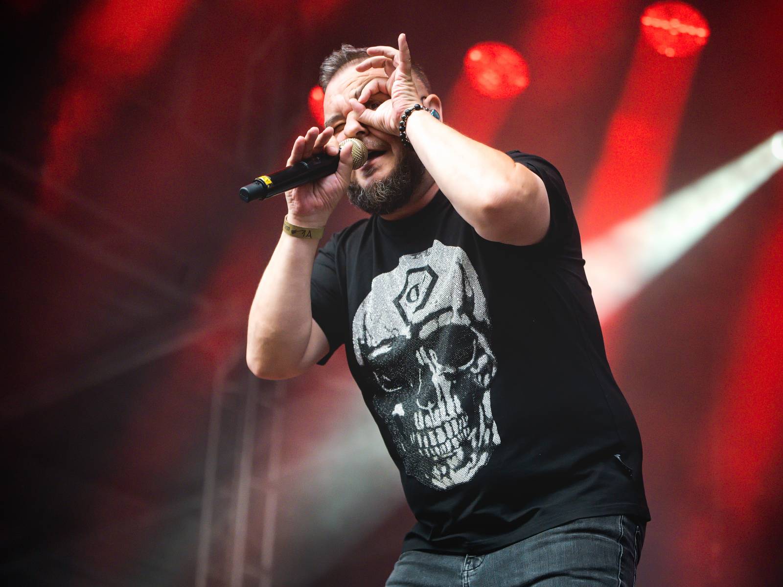 Tomáš Klus vyrazil v Jihlavě do publika, druhý den na Vysočina Festu hráli i PSH, Tři sestry či Ben Cristovao