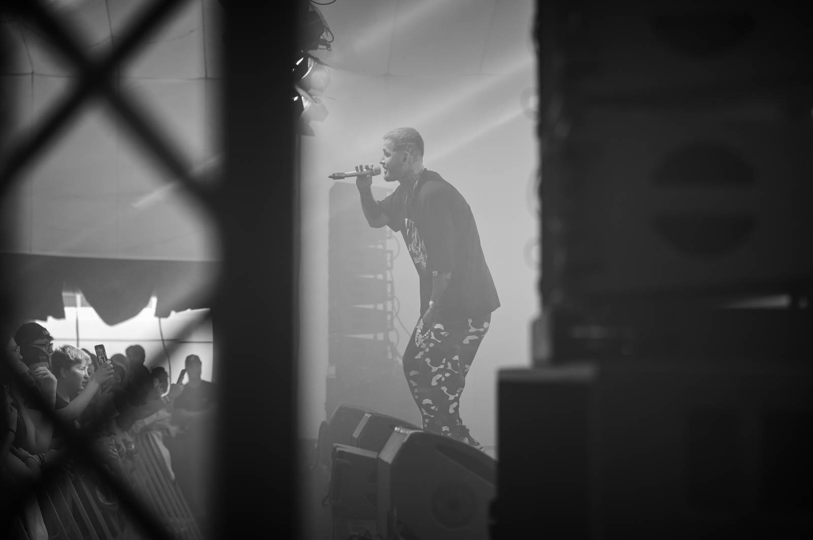 Tomáš Klus vyrazil v Jihlavě do publika, druhý den na Vysočina Festu hráli i PSH, Tři sestry či Ben Cristovao