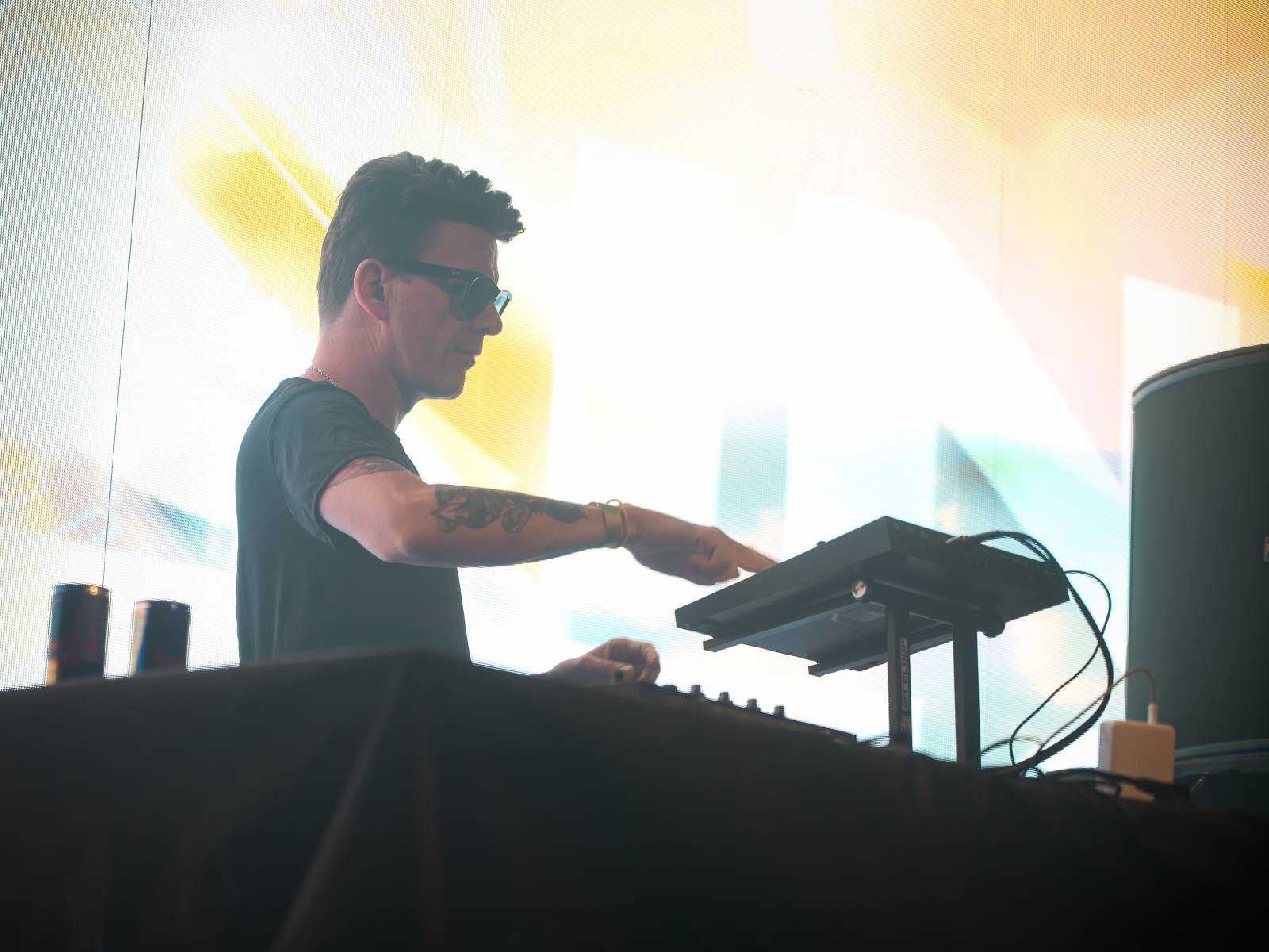 Tomáš Klus vyrazil v Jihlavě do publika, druhý den na Vysočina Festu hráli i PSH, Tři sestry či Ben Cristovao