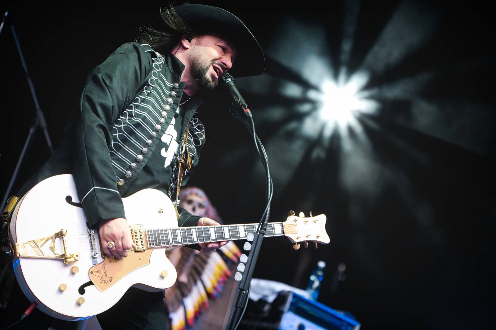 Pekelná jízda s Kabátem, skvělá Anna K. i deštivý závěr s Ektorem. Takový byl poslední den Vysočina Festu