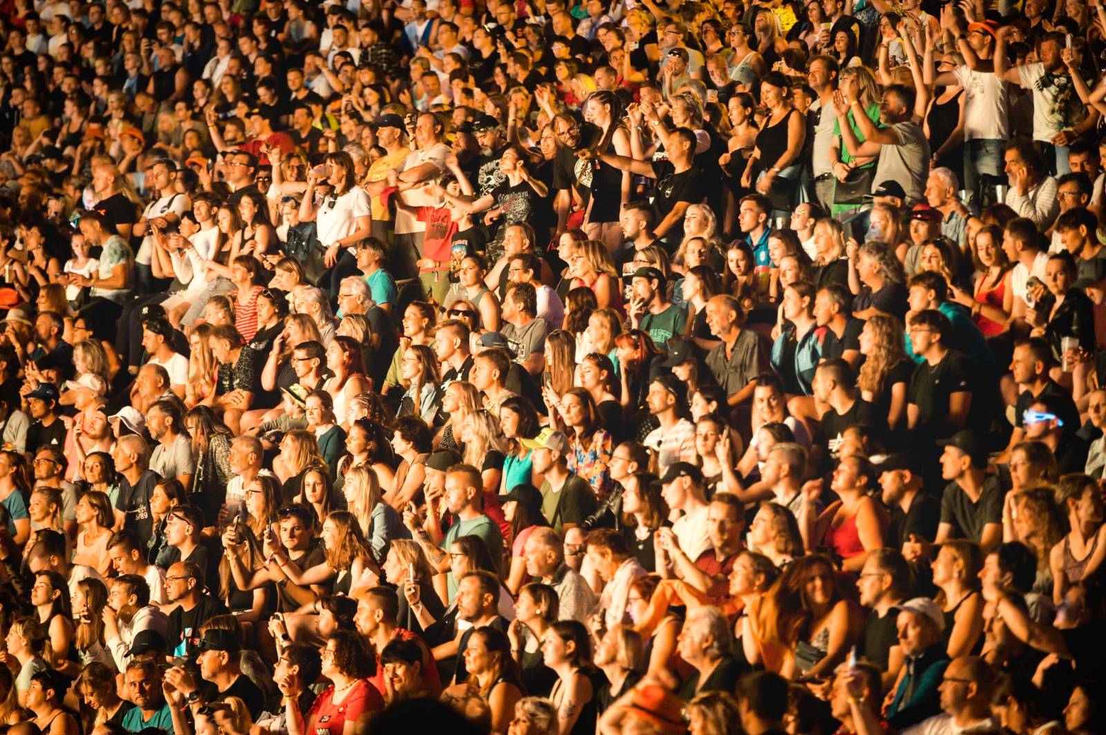 Pekelná jízda s Kabátem, skvělá Anna K. i deštivý závěr s Ektorem. Takový byl poslední den Vysočina Festu