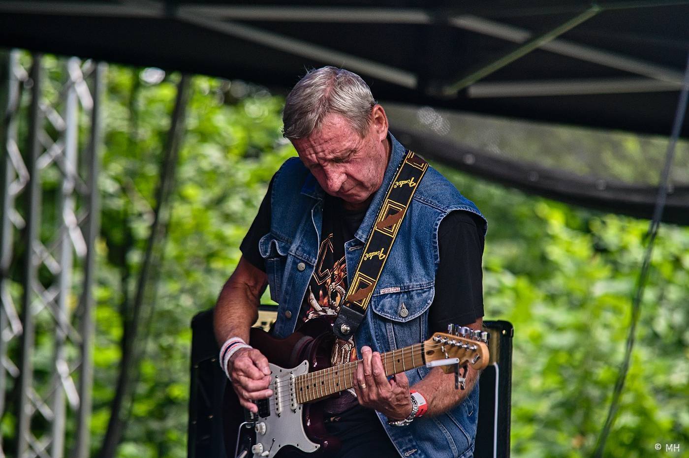 Rock for JK Manětín oslavil patnácté narozeniny. Gratulovali mu Trautenberk, SPS, Cocotte Minute i ZakázanÝovoce