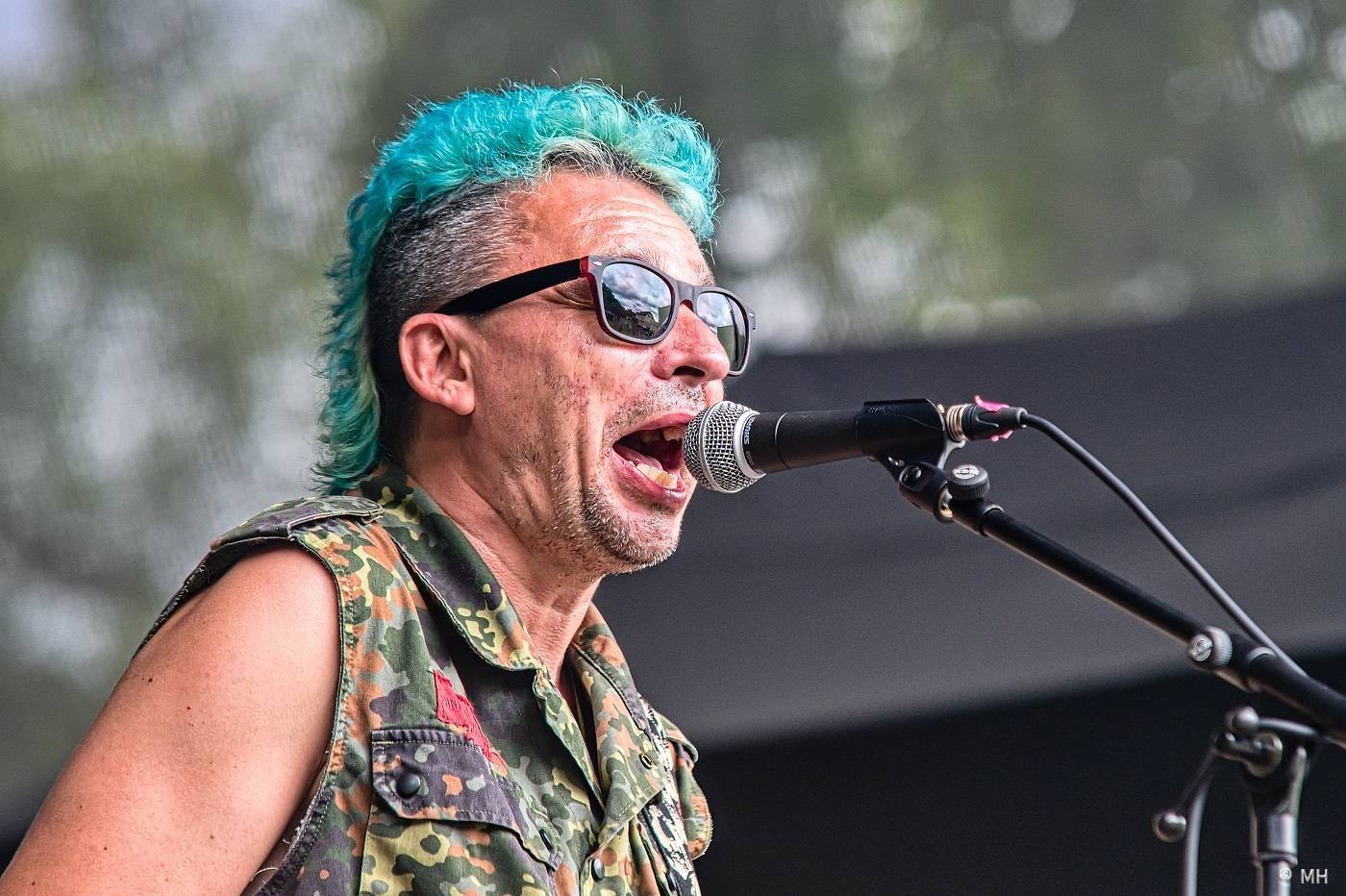 Rock for JK Manětín oslavil patnácté narozeniny. Gratulovali mu Trautenberk, SPS, Cocotte Minute i ZakázanÝovoce