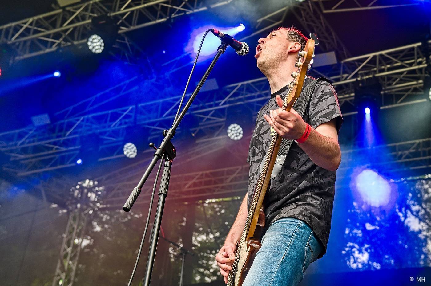 Rock for JK Manětín oslavil patnácté narozeniny. Gratulovali mu Trautenberk, SPS, Cocotte Minute i ZakázanÝovoce