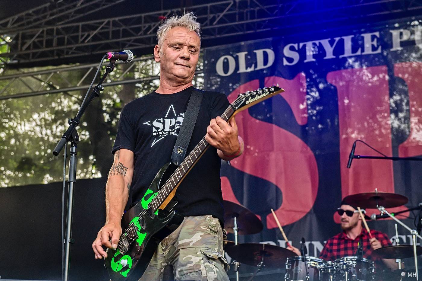 Rock for JK Manětín oslavil patnácté narozeniny. Gratulovali mu Trautenberk, SPS, Cocotte Minute i ZakázanÝovoce