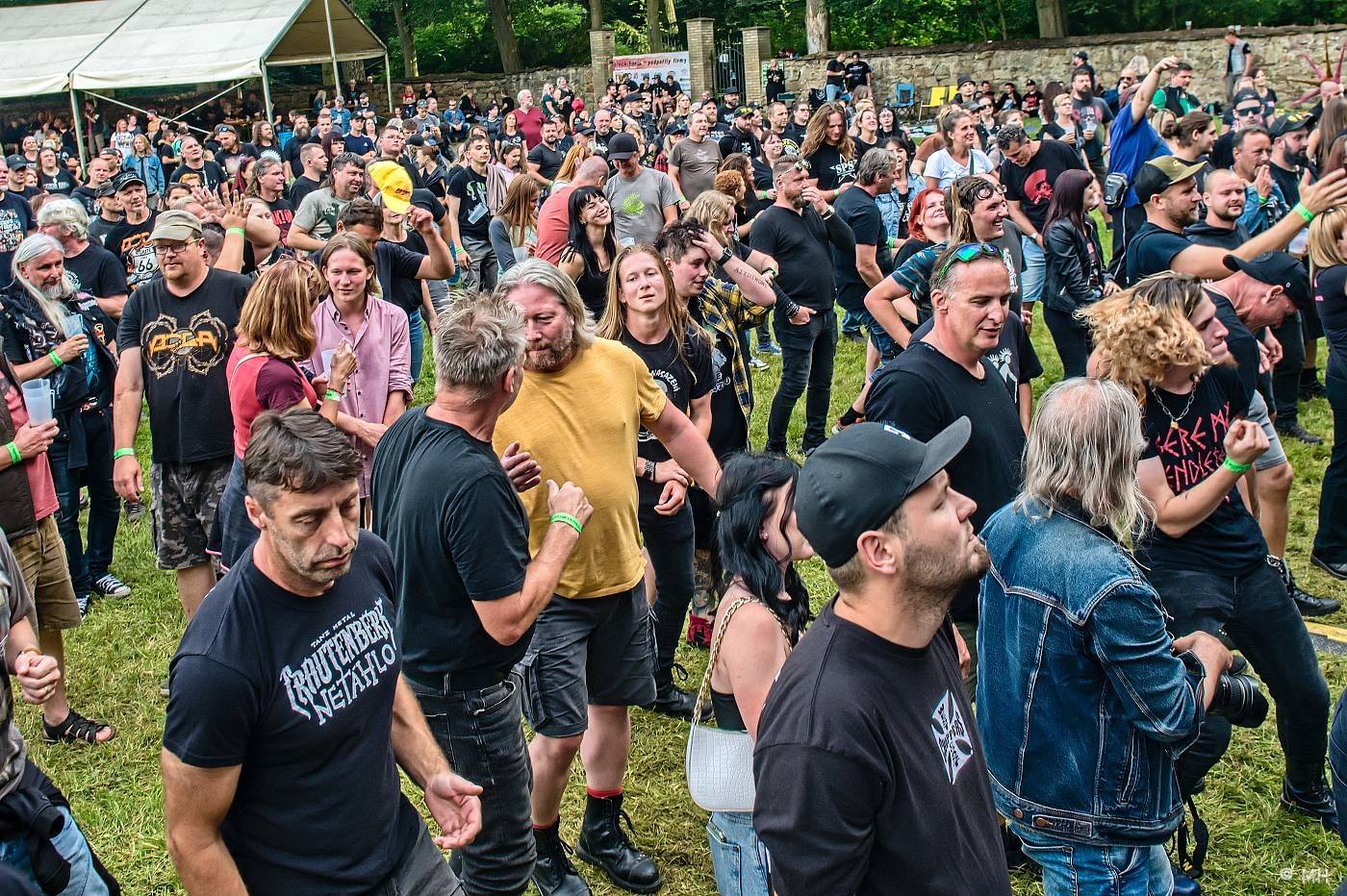 Rock for JK Manětín oslavil patnácté narozeniny. Gratulovali mu Trautenberk, SPS, Cocotte Minute i ZakázanÝovoce