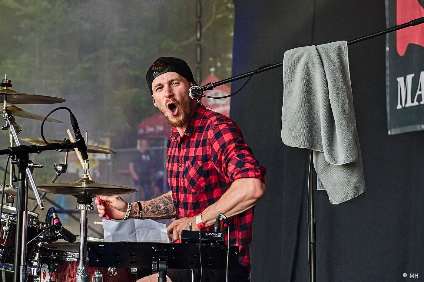 Rock for JK Manětín oslavil patnácté narozeniny. Gratulovali mu Trautenberk, SPS, Cocotte Minute i ZakázanÝovoce