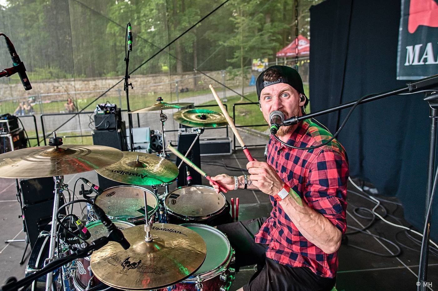Rock for JK Manětín oslavil patnácté narozeniny. Gratulovali mu Trautenberk, SPS, Cocotte Minute i ZakázanÝovoce