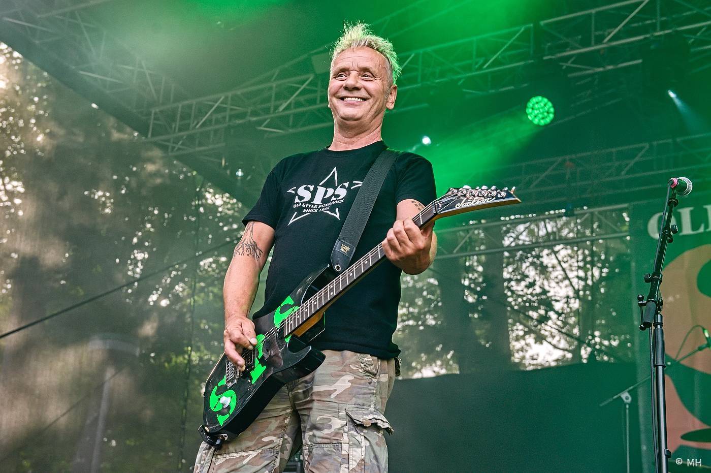 Rock for JK Manětín oslavil patnácté narozeniny. Gratulovali mu Trautenberk, SPS, Cocotte Minute i ZakázanÝovoce