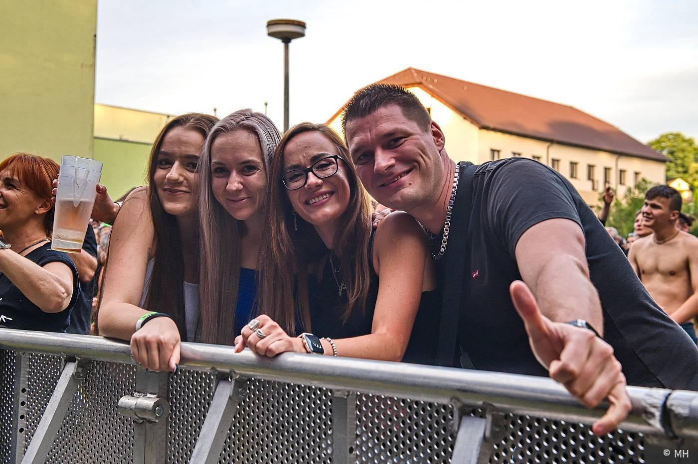 Rock for JK Manětín oslavil patnácté narozeniny. Gratulovali mu Trautenberk, SPS, Cocotte Minute i ZakázanÝovoce