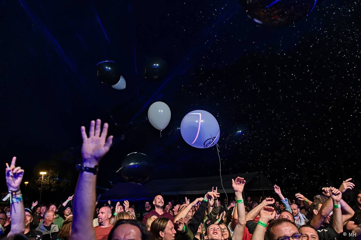 Rock for JK Manětín oslavil patnácté narozeniny. Gratulovali mu Trautenberk, SPS, Cocotte Minute i ZakázanÝovoce