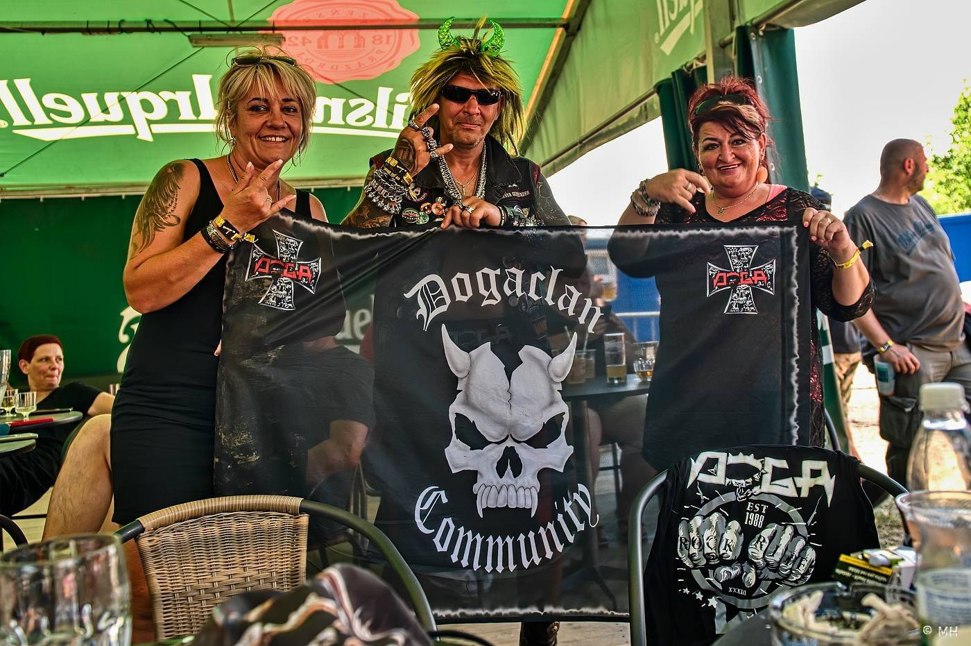 Vyprodaný Pekelný ostrov hostil Dymytry, Alkehol, Tři sestry, Vypsanou fiXu nebo Škwor